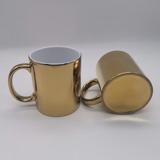 Verres en porcelaine de haute qualité, vente en gros de chine, décalcomanie personnalisée imprimée Alphabet pour enfants, tasse à café et lait blanc, tasse à poignée en or