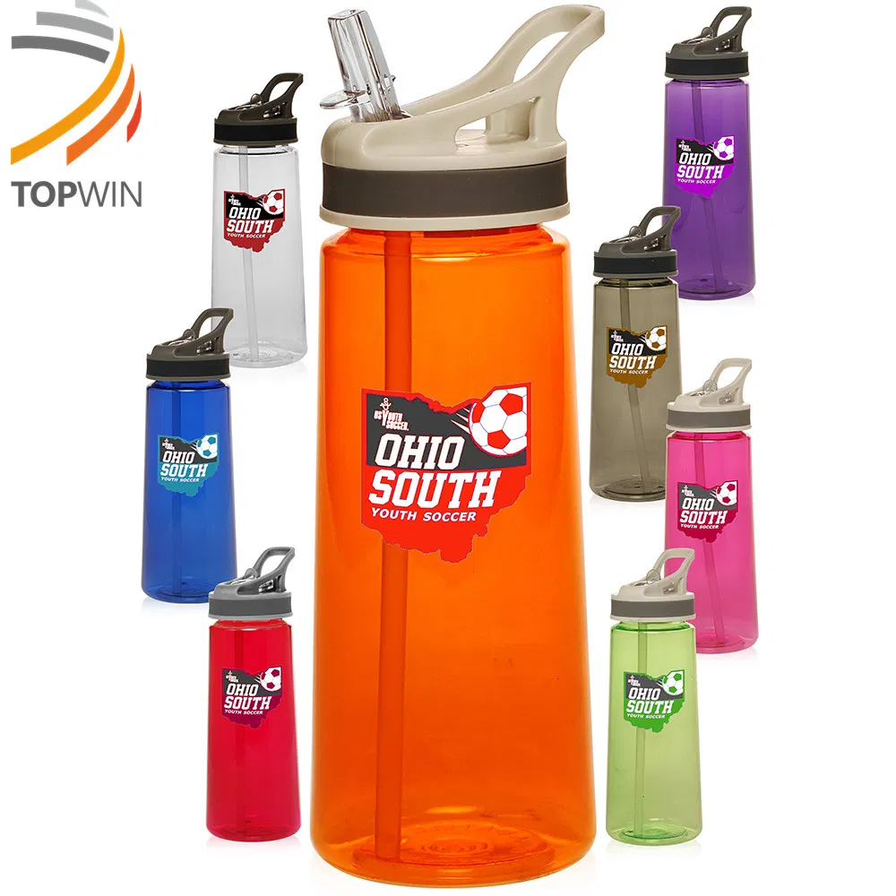  22 onces.  Bouteilles de sport en plastique avec bec verseur